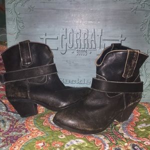 Corral boots